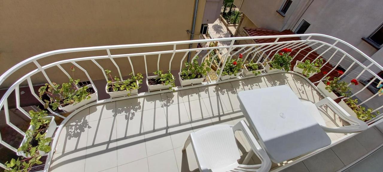 Guesthouse Flora Kiten  Kültér fotó