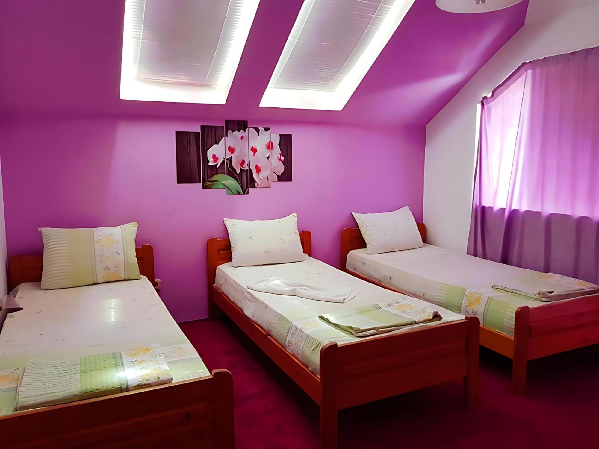 Guesthouse Flora Kiten  Kültér fotó