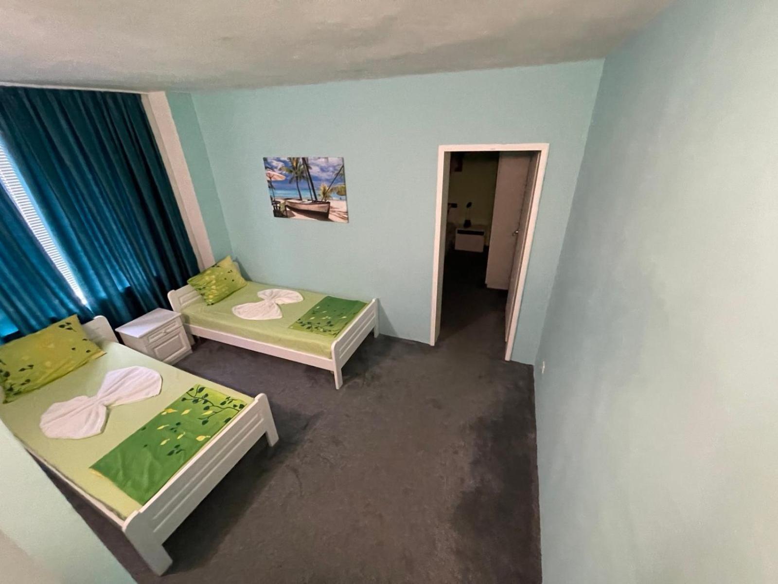 Guesthouse Flora Kiten  Kültér fotó